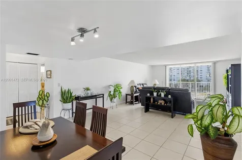 2851 NE 183rd Street Aventura FL 33160
