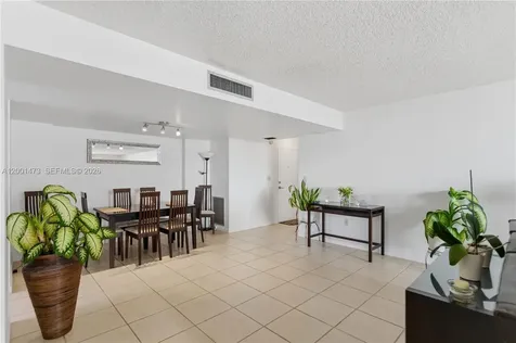2851 NE 183rd Street Aventura FL 33160