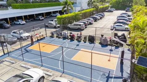 2851 NE 183rd Street Aventura FL 33160