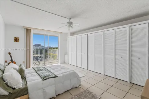 2851 NE 183rd Street Aventura FL 33160