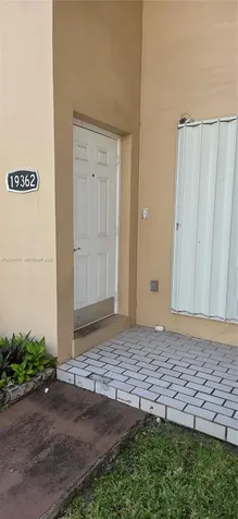 19362 SW 103rd Court Cutler Bay FL 33157