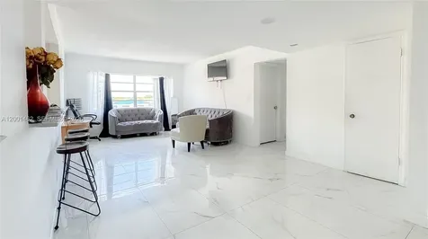 1060 Crystal Lake Drive Deerfield Beach FL 33064