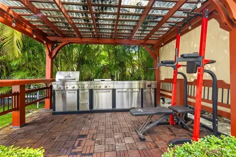 2121 Red Road Coral Gables FL 33155