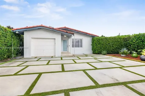2121 Red Road Coral Gables FL 33155