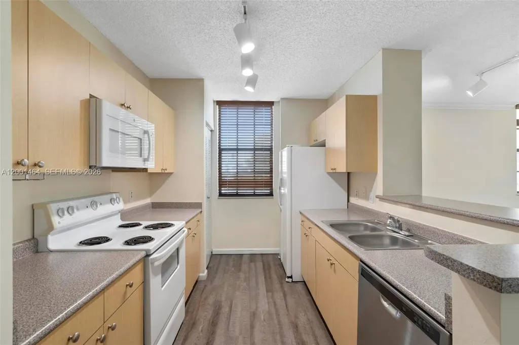1919 Van Buren Street Hollywood FL 33020