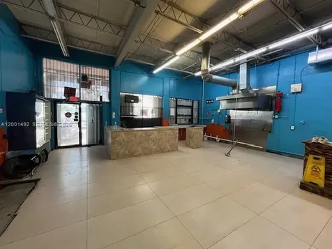 1120 E 25th Street Hialeah FL 33013