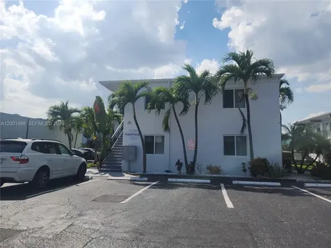 711 NE 2nd Avenue Fort Lauderdale FL 33304