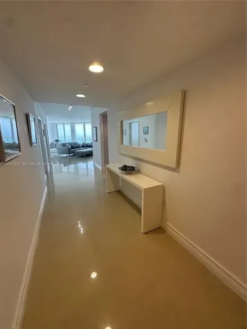 6365 Collins Avenue Miami Beach FL 33141