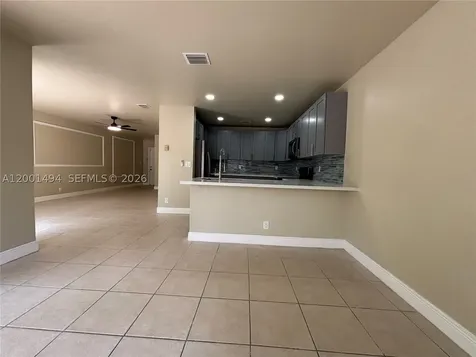 5450 NW 94th Terrace Sunrise FL 33351