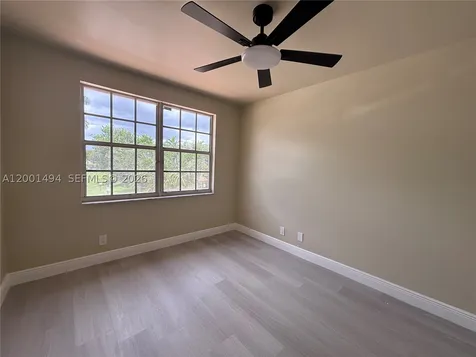 5450 NW 94th Terrace Sunrise FL 33351