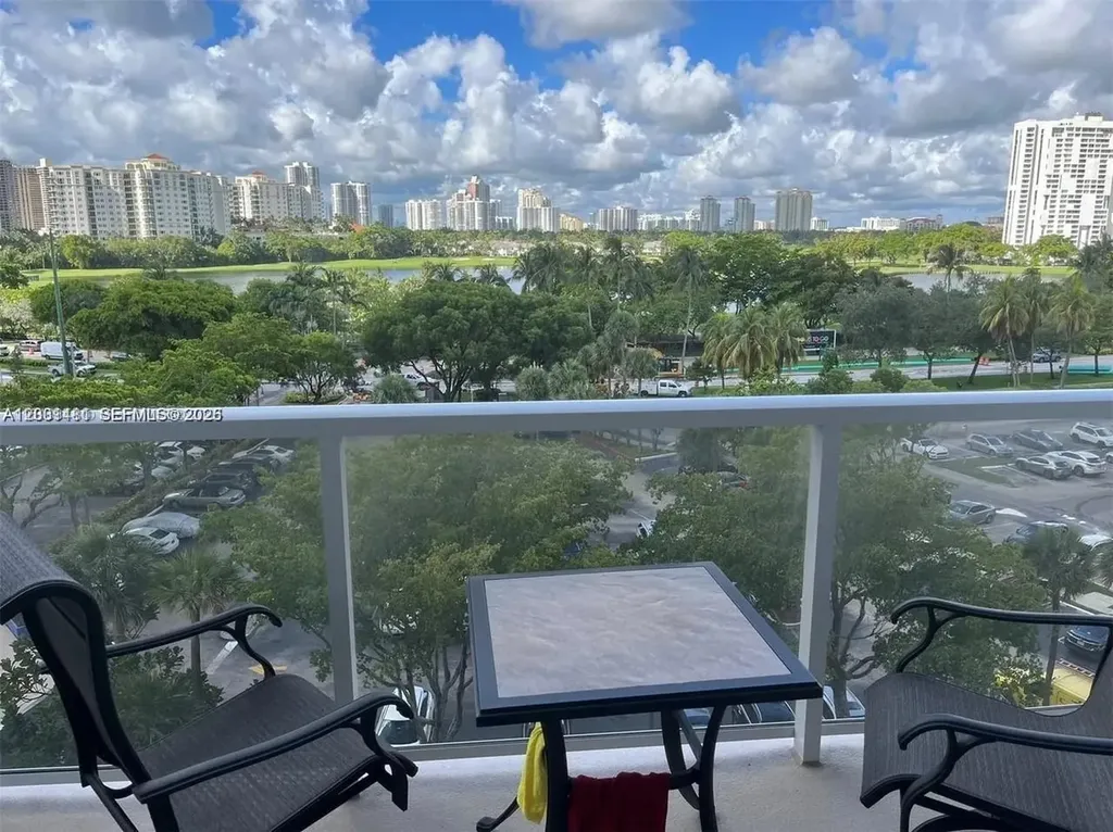 3701 N Country Club Drive Aventura FL 33180