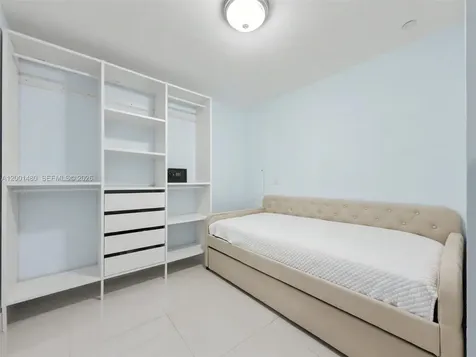 2950 NE 188th Street Aventura FL 33180
