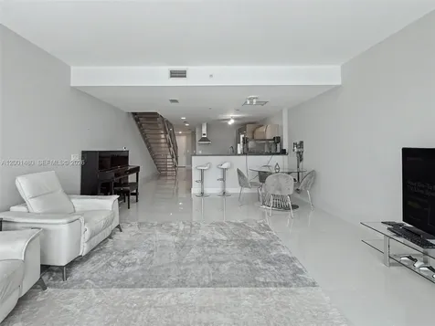 2950 NE 188th Street Aventura FL 33180