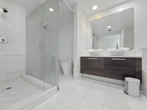 2950 NE 188th Street Aventura FL 33180