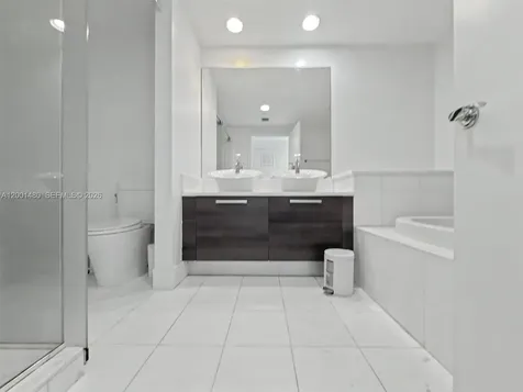 2950 NE 188th Street Aventura FL 33180