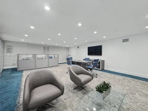 2950 NE 188th Street Aventura FL 33180