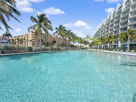 2950 NE 188th Street Aventura FL 33180