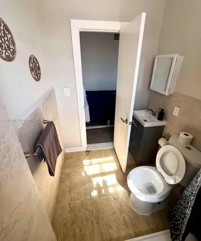 2932 NW 16th Avenue Miami FL 33142