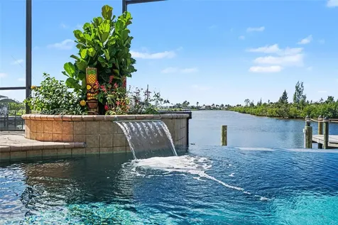4214 Gulfstream Parkway Cape Coral FL 33993