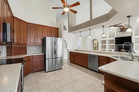 4214 Gulfstream Parkway Cape Coral FL 33993