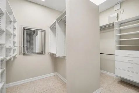 4214 Gulfstream Parkway Cape Coral FL 33993