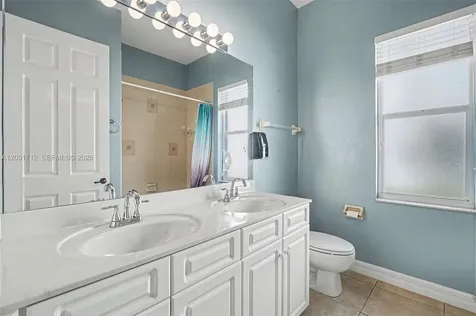 4214 Gulfstream Parkway Cape Coral FL 33993