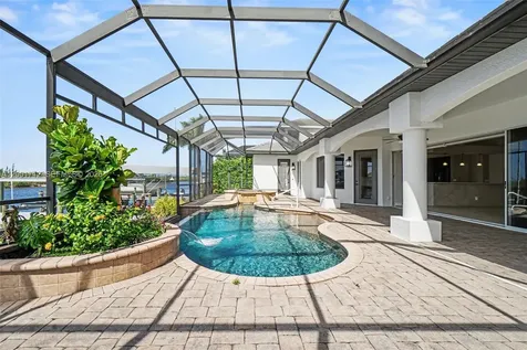 4214 Gulfstream Parkway Cape Coral FL 33993