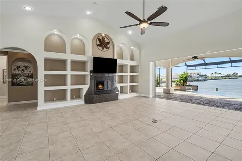 4214 Gulfstream Parkway Cape Coral FL 33993