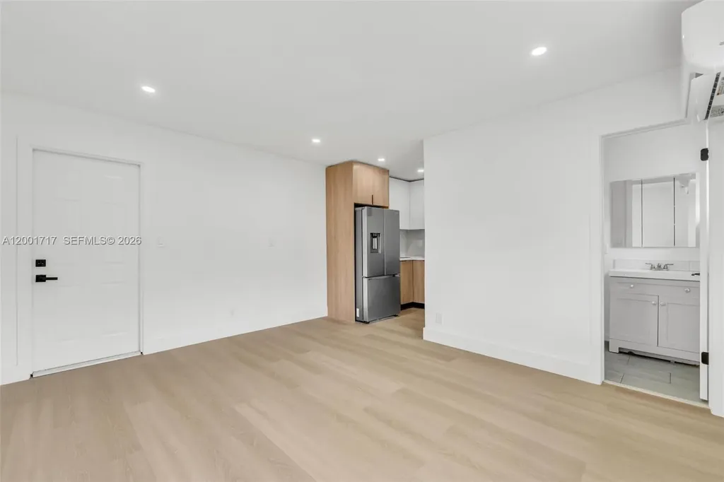1611 NE 50th Court Fort Lauderdale FL 33334