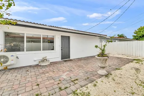 1611 NE 50th Court Fort Lauderdale FL 33334