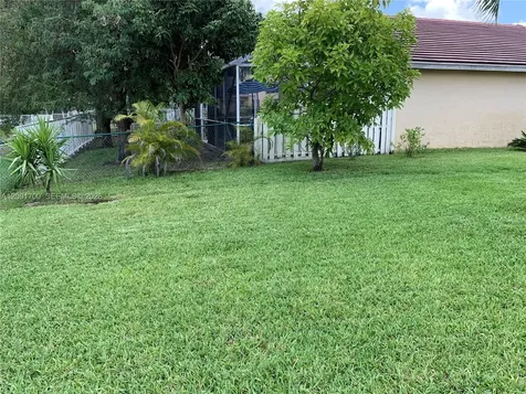 19409 NW 24th Place Pembroke Pines FL 33029