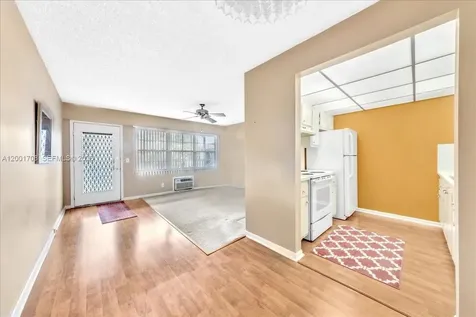 13500 SW 1st Street Pembroke Pines FL 33027