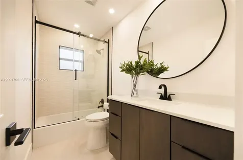 2332 SW 19th Terrace Miami FL 33145