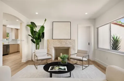 2332 SW 19th Terrace Miami FL 33145