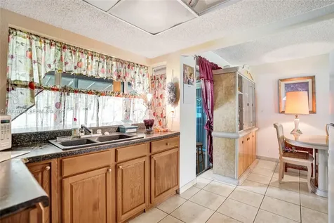 5712 NW 66th Avenue Tamarac FL 33321