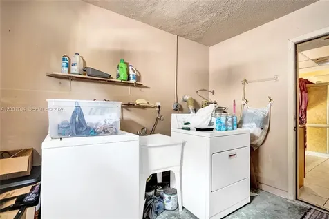 5712 NW 66th Avenue Tamarac FL 33321
