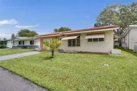 5712 NW 66th Avenue Tamarac FL 33321