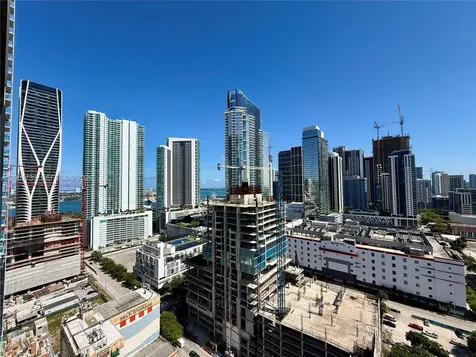 20 NE 11th Street Miami FL 33132