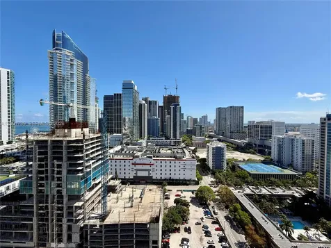 20 NE 11th Street Miami FL 33132