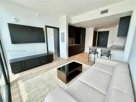 20 NE 11th Street Miami FL 33132