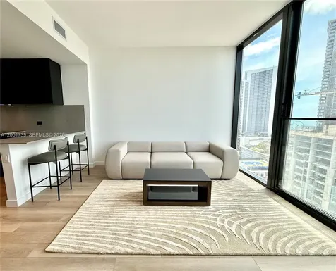 20 NE 11th Street Miami FL 33132