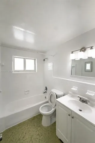 935 Bay Drive Miami Beach FL 33141