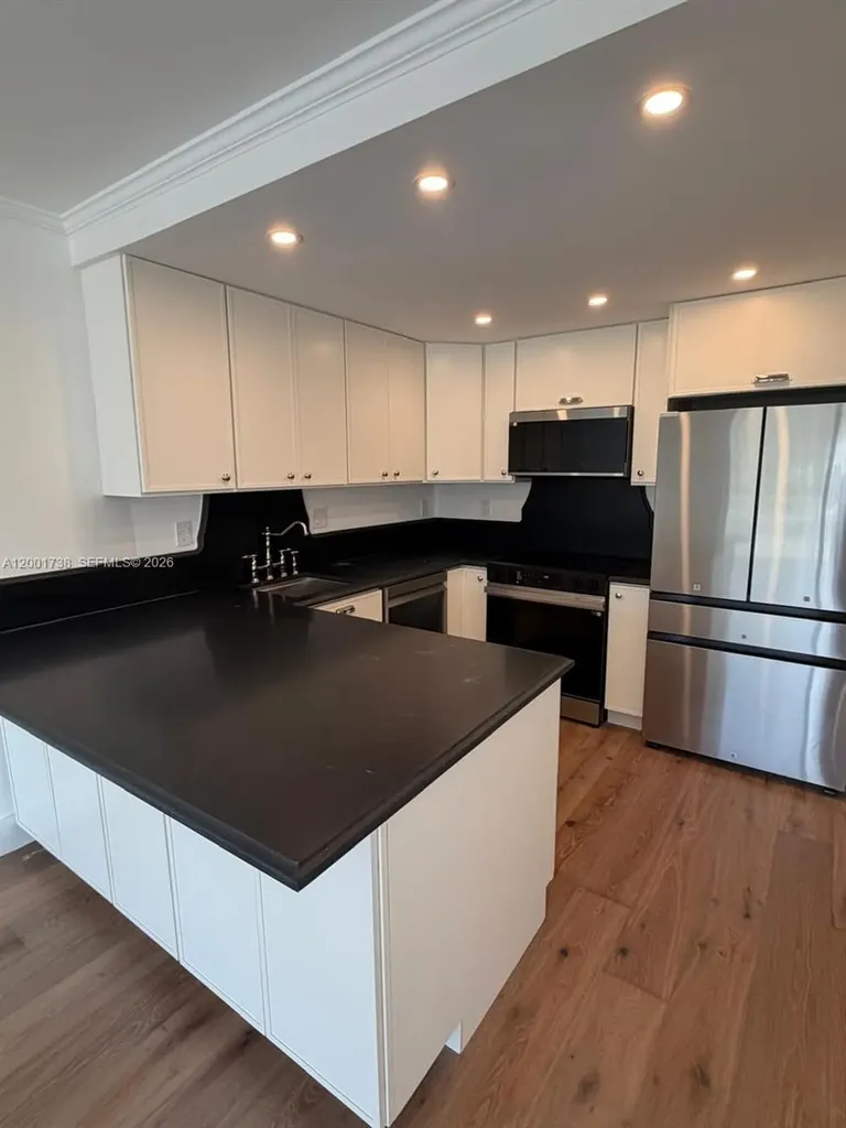 2900 NE 30th Street Fort Lauderdale FL 33306