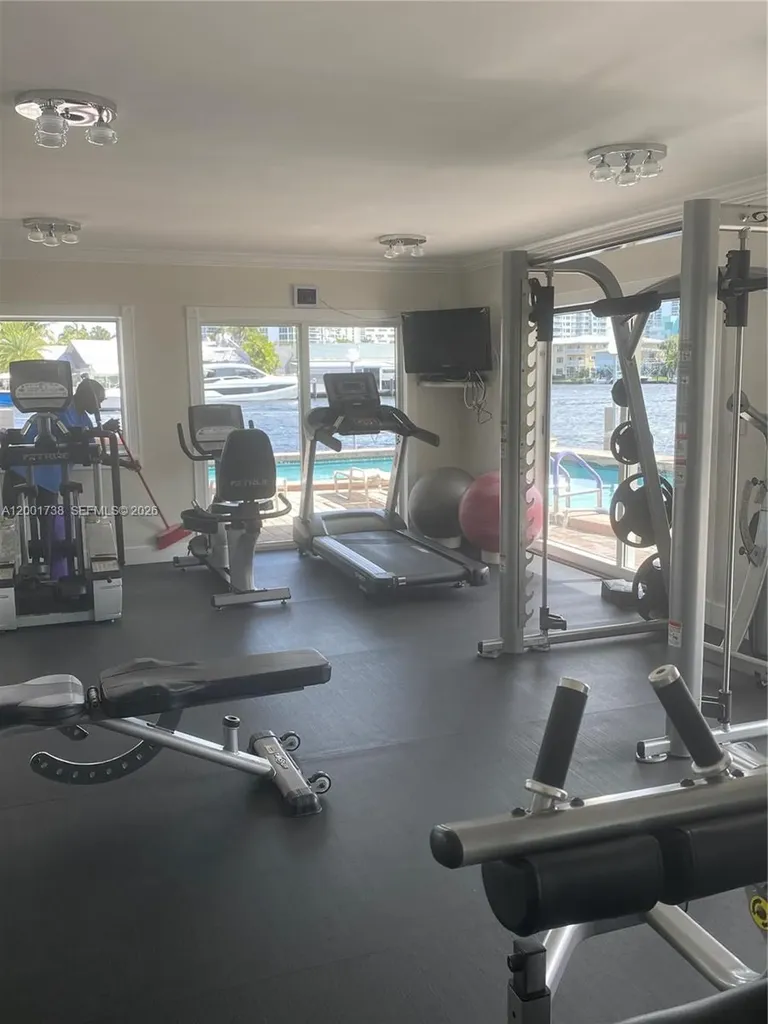 2900 NE 30th Street Fort Lauderdale FL 33306