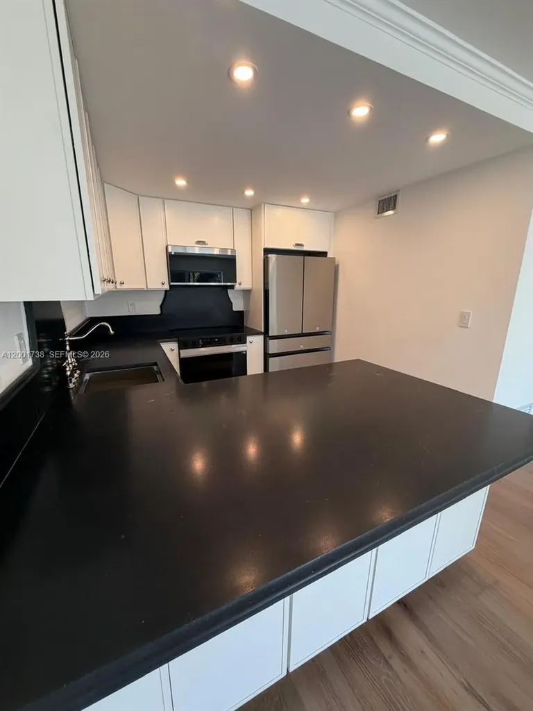 2900 NE 30th Street Fort Lauderdale FL 33306