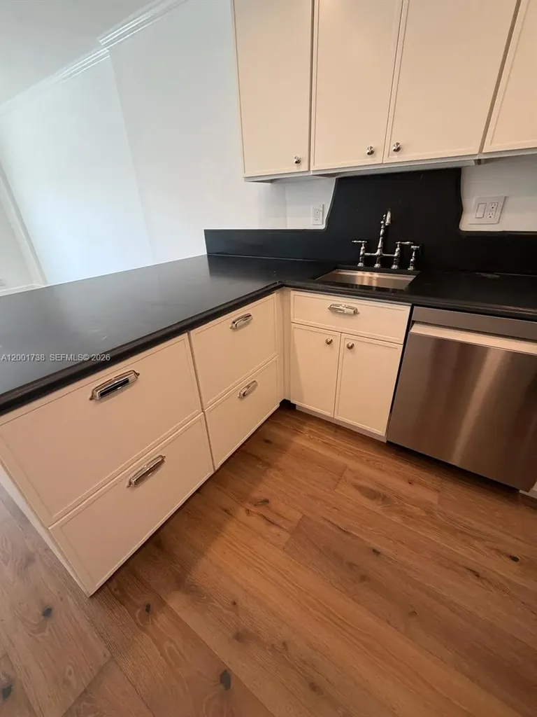 2900 NE 30th Street Fort Lauderdale FL 33306