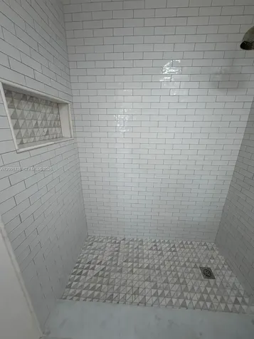 2900 NE 30th Street Fort Lauderdale FL 33306