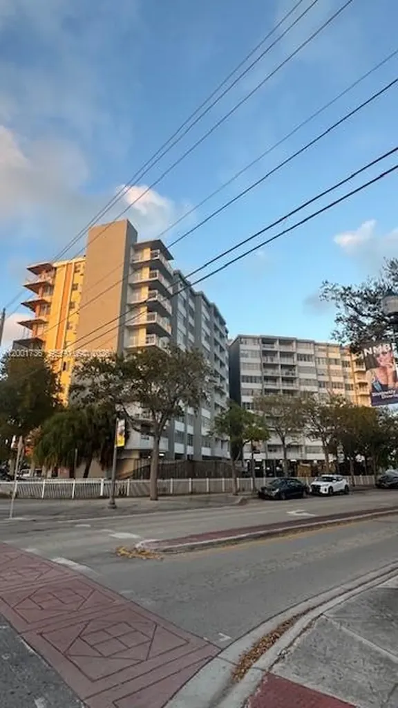 2025 NE 164th Street North Miami Beach FL 33162