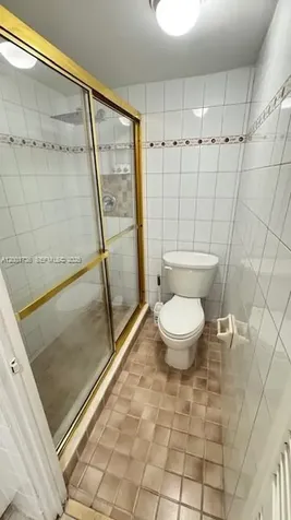 2025 NE 164th Street North Miami Beach FL 33162