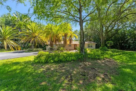 11401 SW 102nd Avenue Miami FL 33176